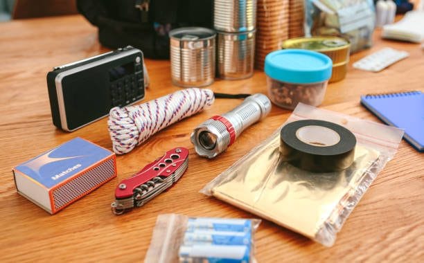 objetos básicos para las emergencias