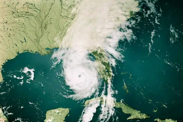 Huracán actuando en la zona del Caribe